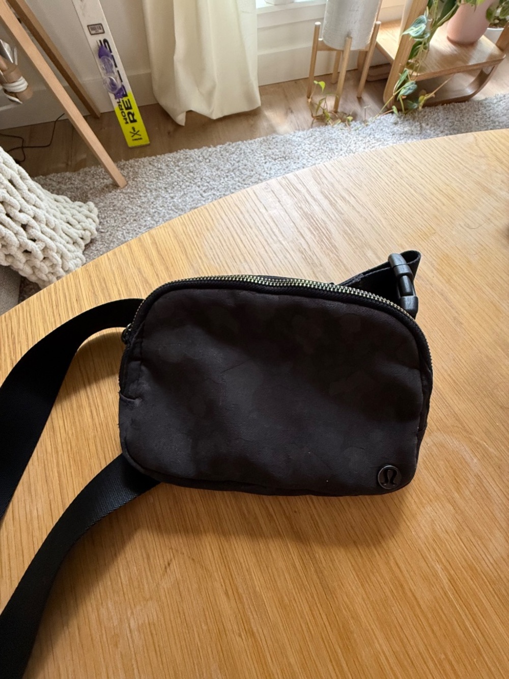 Lululemon Black Camo Belt Bag - Picture 2 of 5